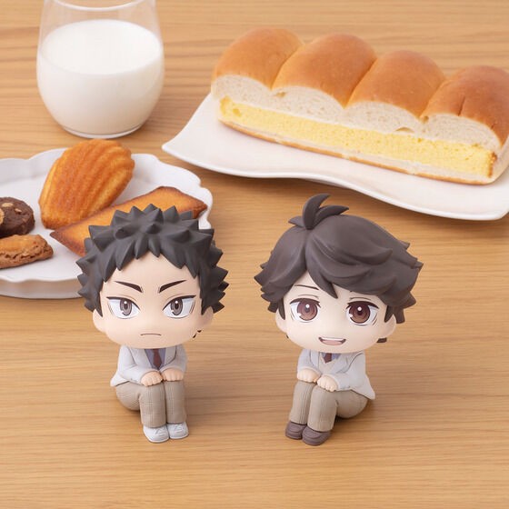 PRE-ORDER : Rukappu Haikyuu!! Toru Oikawa & Hajime Iwaizumi Set [Limited bonus with cushion]