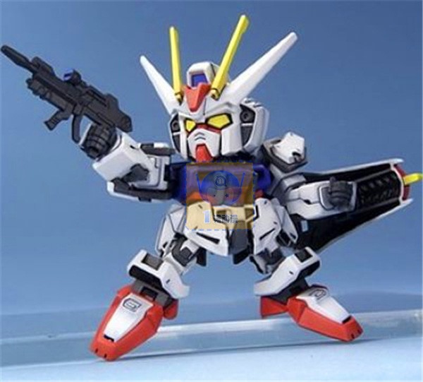 SD BB246 Strike Gundam by Bandai