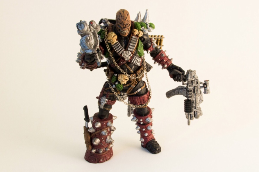 Spawn Series - Arsenal of Doom Special Edition in Display Case