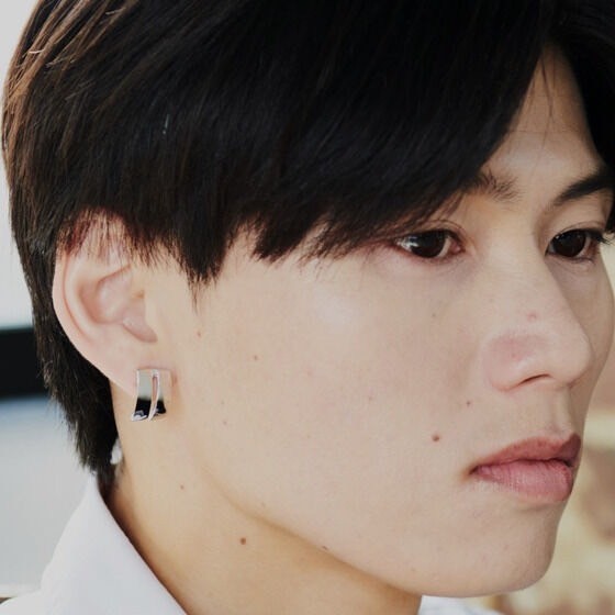 PRE-ORDER : Tokyo Revengers Smiley & Angry Earrings