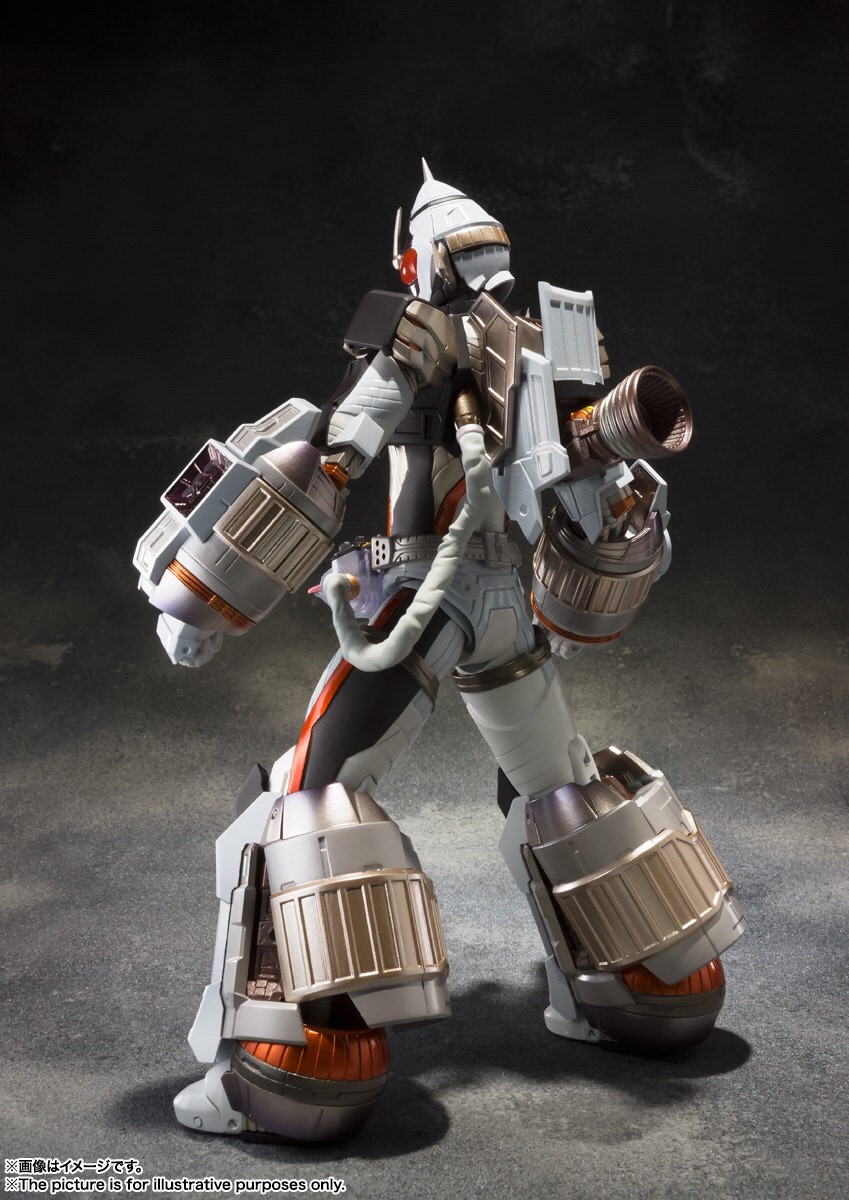 Pre-order : S.I.C. KAMEN RIDER FOURZE BASE STATES