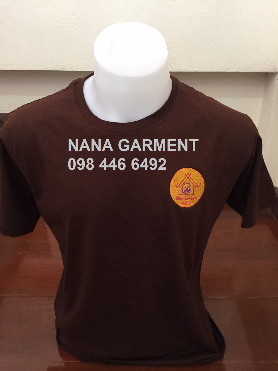 เสื้อคอกลม ขายเสื้อยืดทั้งปลีกและส่ง รับทำเสื้อยืดราคาถูก เสื้อยืดหลากสี รับผลิตเสื้อยืดสกรีนโลโก้