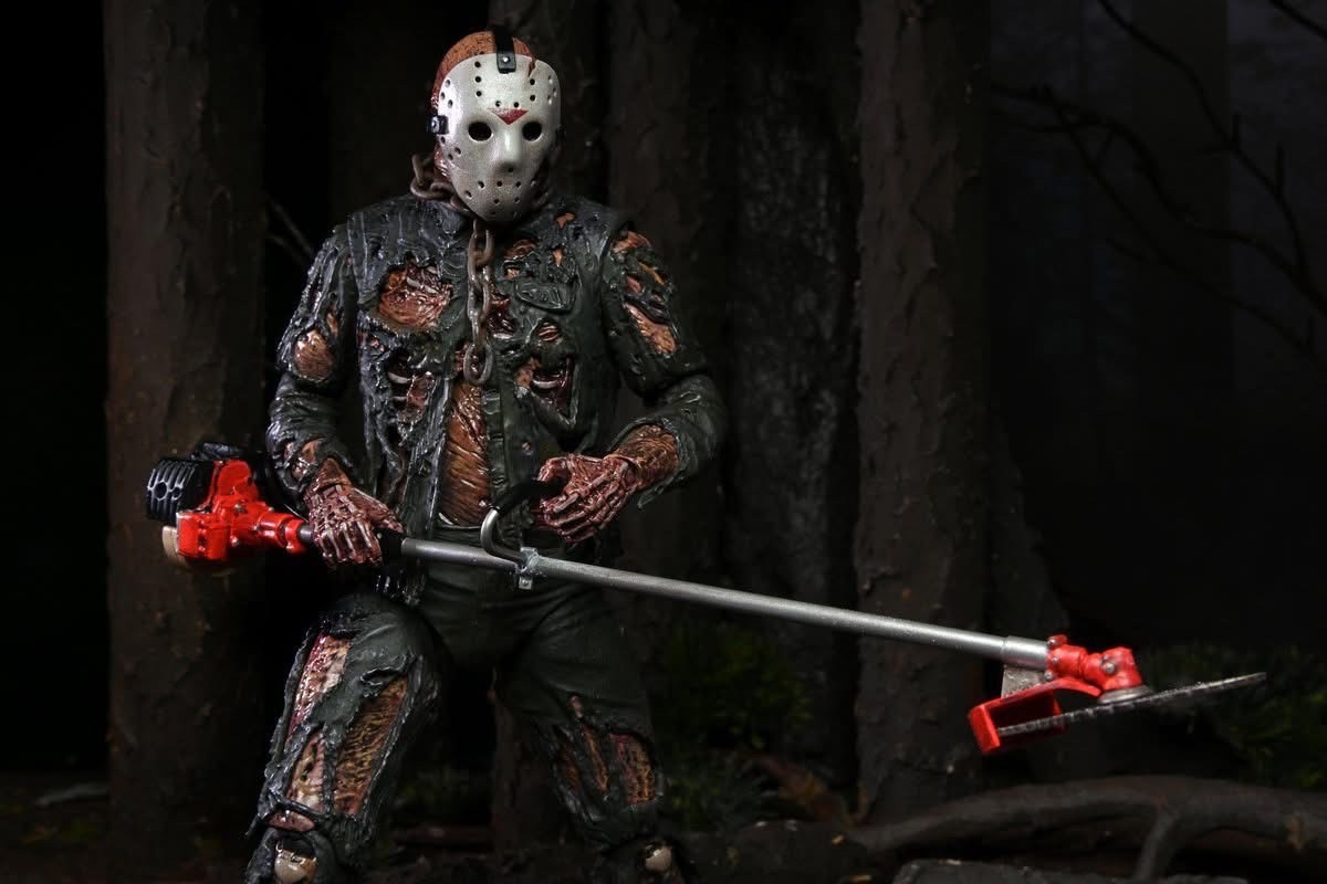 Pre-order : Friday the 13th Ultimate Part 7 (New Blood) Jason Voorhees 7″ Scale Action Figure by NECA (Reissue)