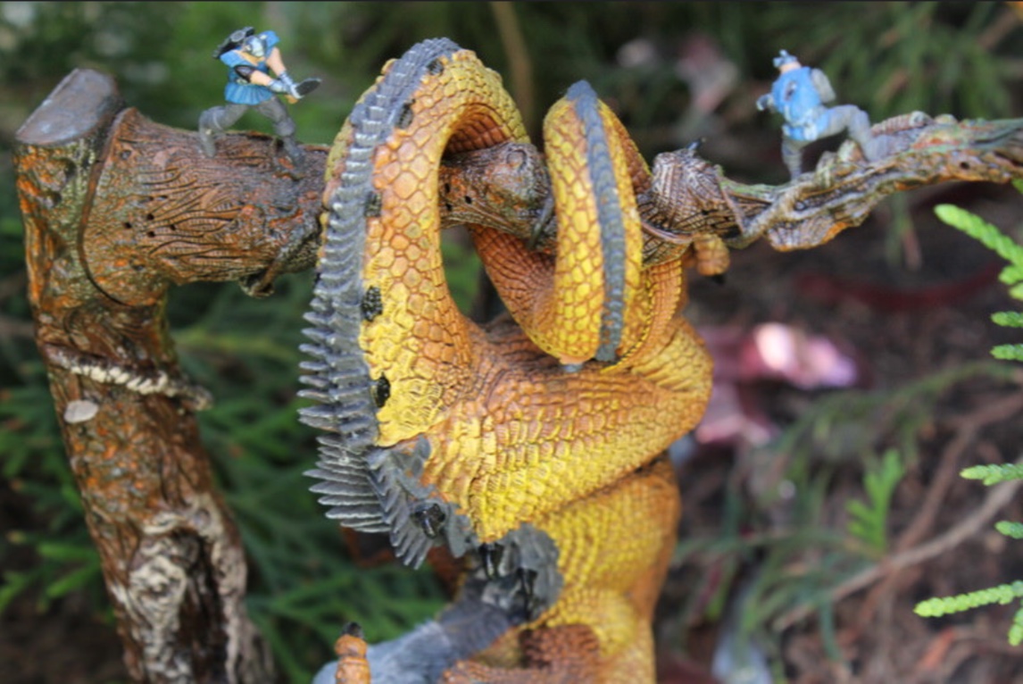 Dragon Series 8 - Hunter Dragon