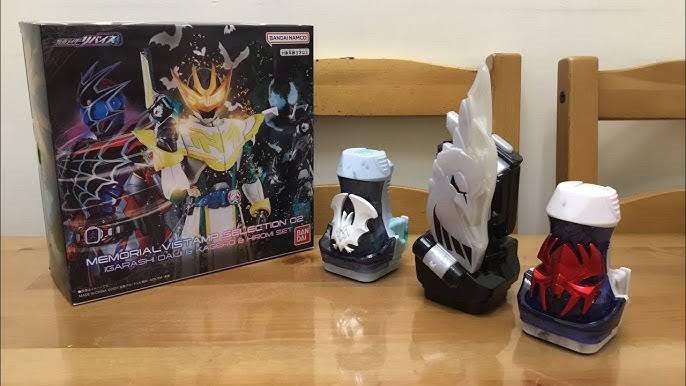 Masked Rider Revice - DX Memorial Vistamp Selection 02 Igarashi Daiji & Kagero & Hiromi Set by Premium Bandai (Limited)