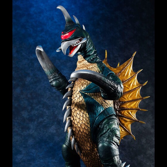 PRE-ORDER : UA Monsters Gigan (1972)