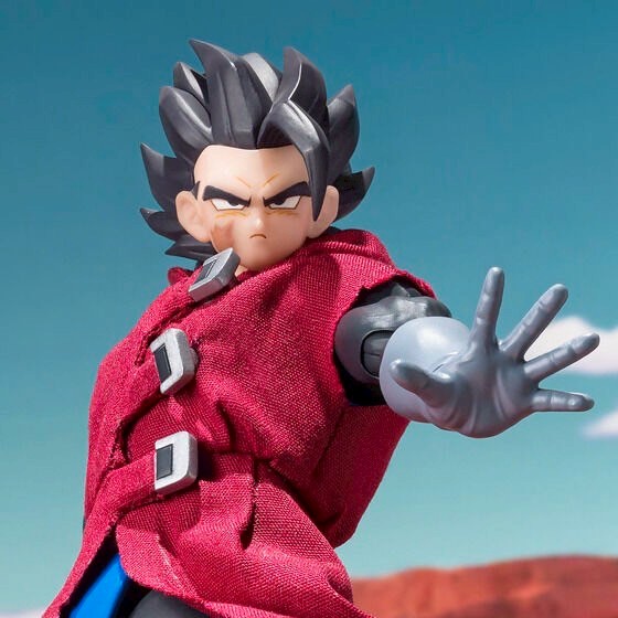 PRE-ORDER : S.H.Figuarts GIBLET (Dragon Ball Legends)