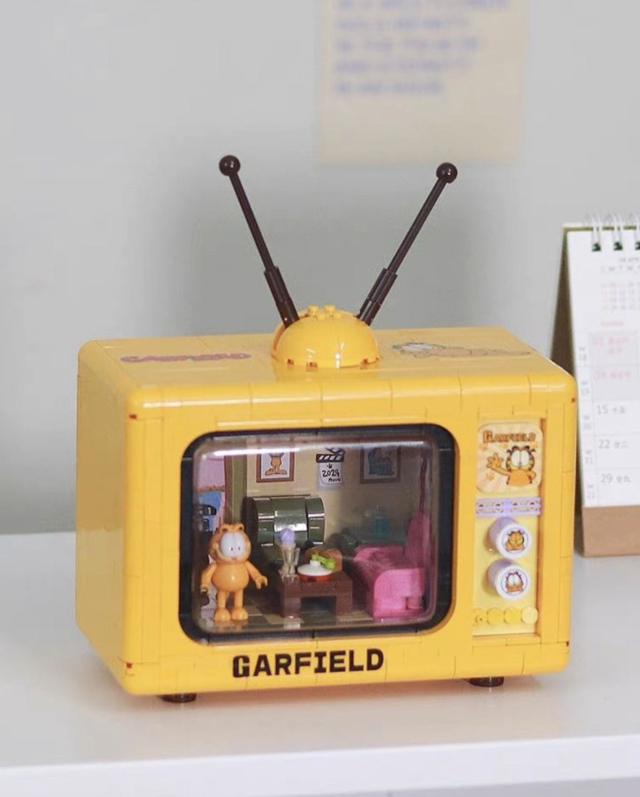 Balody 20145 Garfield Television 1056pcs (มีไฟ)