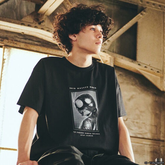 PRE-ORDER : "Shin Kamen Rider" Fruit of the Loom T-shirt