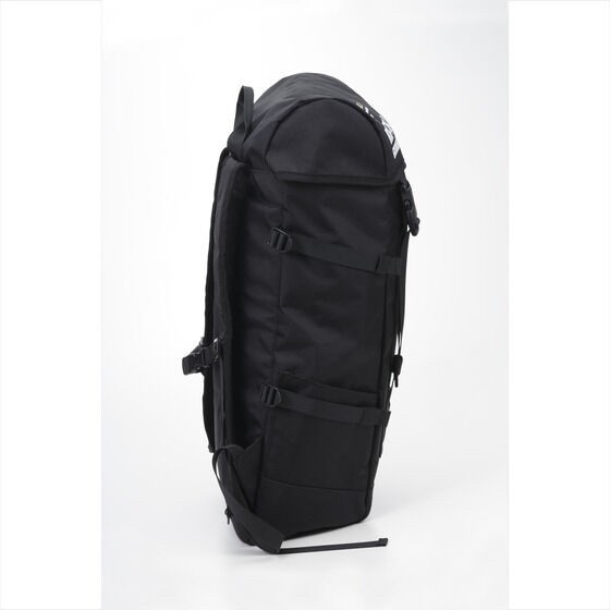 PRE-ORDER : Mobile Suit Gundam Backpack with Charm RX-78-2 Gundam