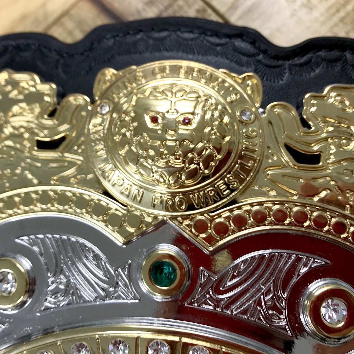 Pre-order : NEW JAPAN PRO-WRESTLING 4th Generation IWGP Heavyweight Championship Replica Belt 50th Anniversary Model (Standard Edition) by 16 directions