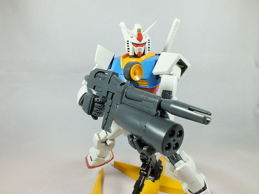 MG 1/100 RX-78-2 Gundam Ver.2.0 by Bandai