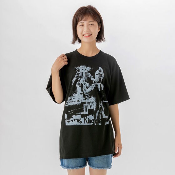 PRE-ORDER : Ultraseven 55th Anniversary Yoshihito Sugahara T-shirt vs King Joe "Ultra Garrison West"