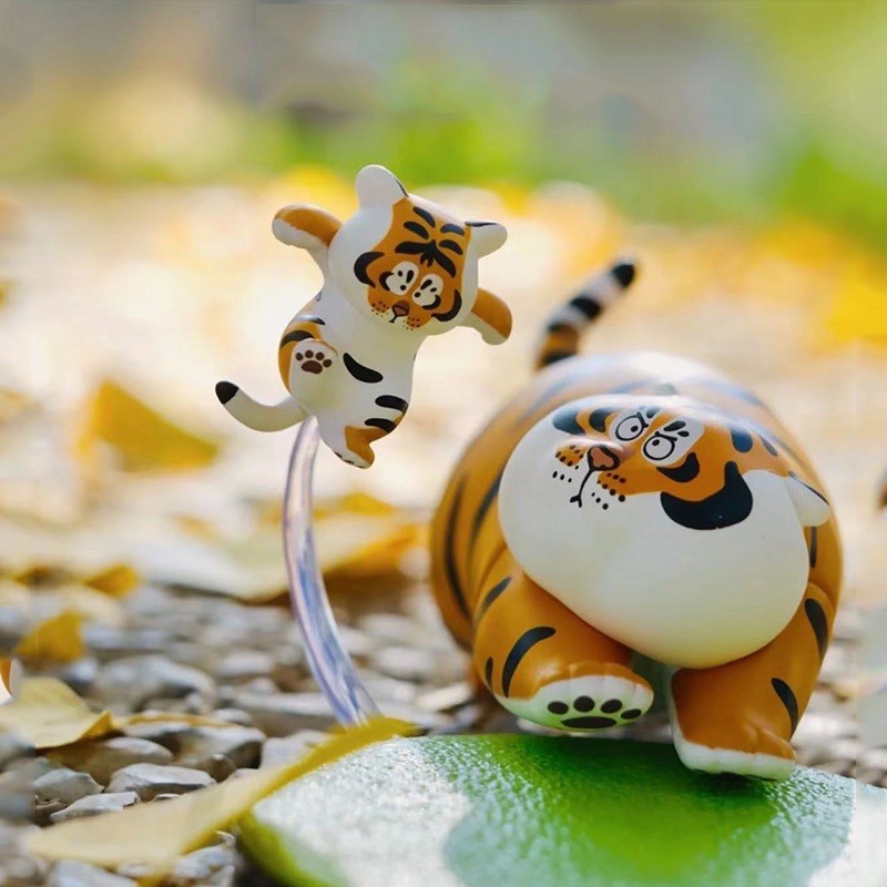 Fat Tiger Panghu & Baby Series 2 Don’t Go Home Play Outside by 52Toys (Set of 6+1secret)