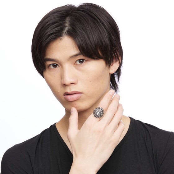 PRE-ORDER : Kamen Rider Revice Kamen Rider Demons Spider Ring