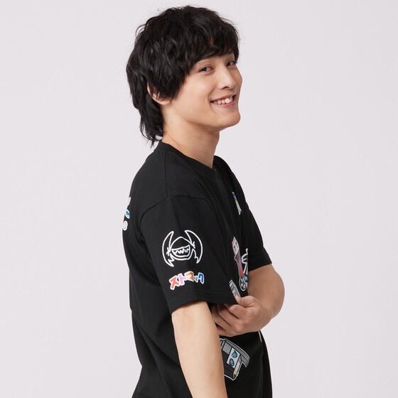 PRE-ORDER : Kamen Rider Gavv Reverse Kamen Rider T-shirt