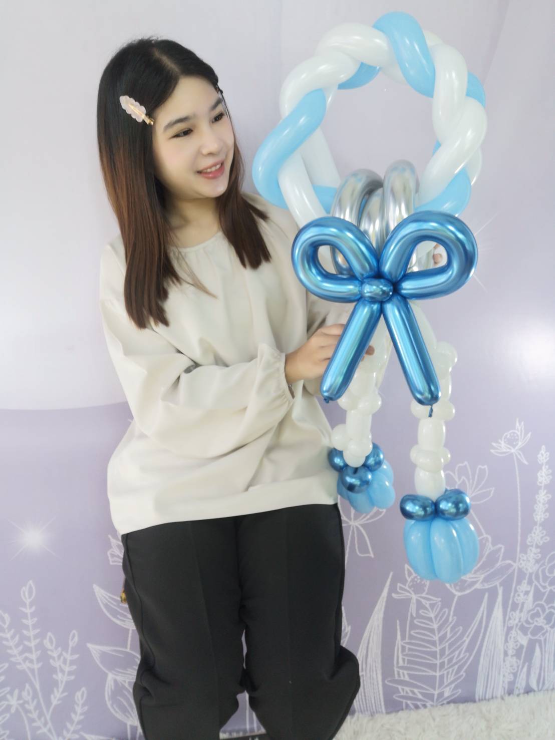 พวงมาลัยลูกโป่ง