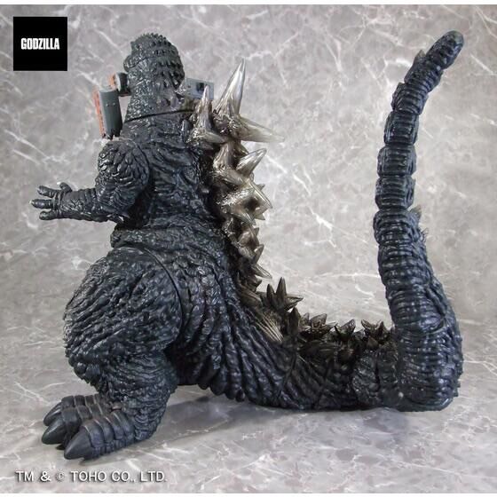 PRE-ORDER : G-Saurus Godzilla (2023) Train Biting Ver.