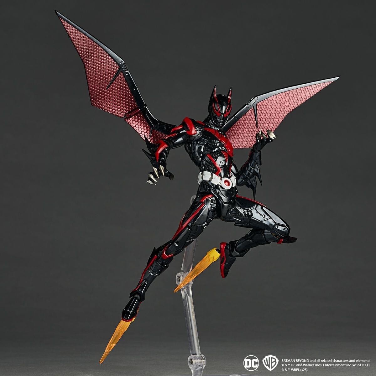 Pre-order : Revoltech Amazing Yamaguchi Batman Beyond by Kaiyodo