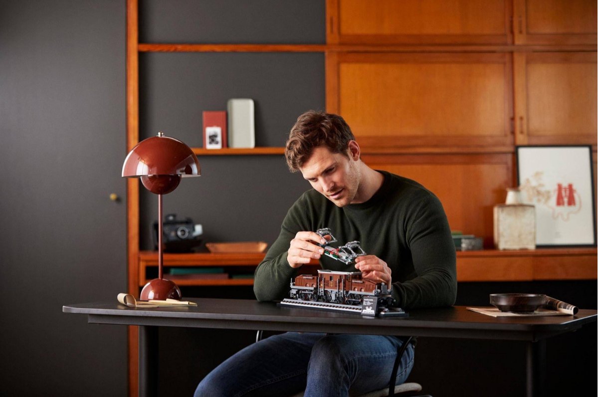 Tiger 40010 Crocodile Locomotive 1271pcs