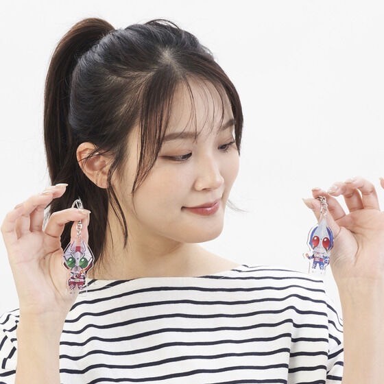 PRE-ORDER : Kamen Rider Blade Deformed Acrylic Charm (4 types)