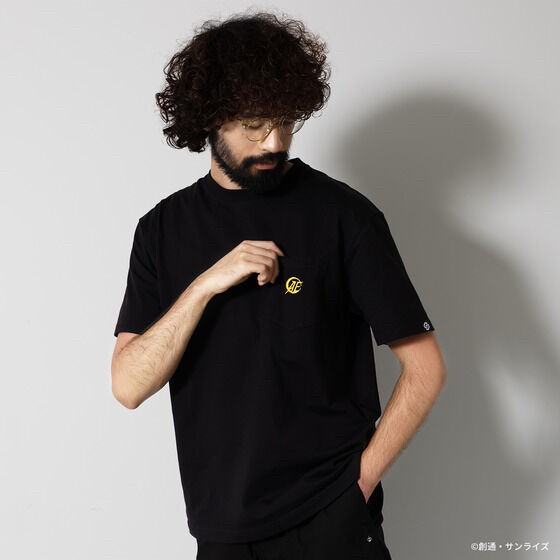 PRE-ORDER : STRICT-G "Mobile Suit Gundam" T-shirt with Short Sleeve Pocket
