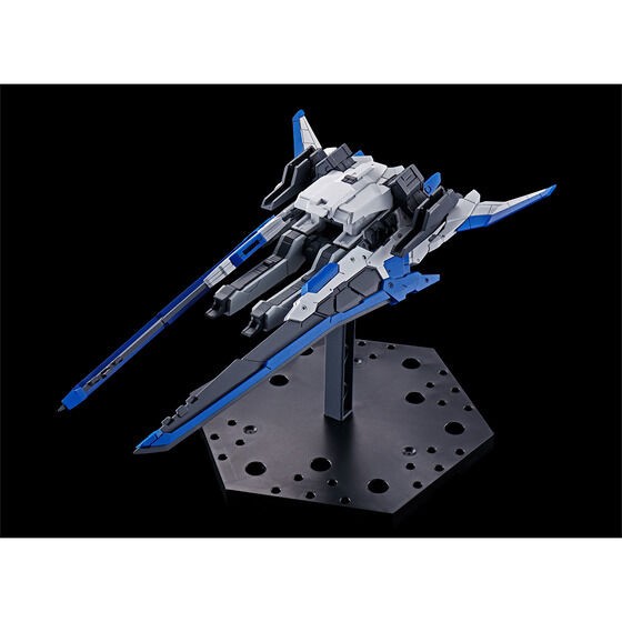 PRE-ORDER : RG 1/144 00 XN Raiser Plastic Model