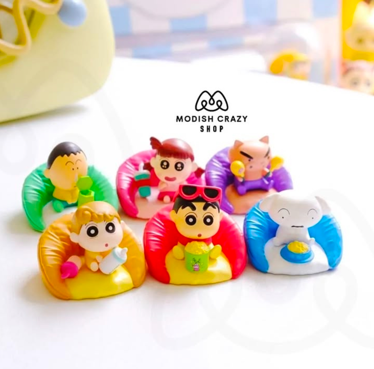 Crayon Shinchan Sofa Theater Series by Jandoon