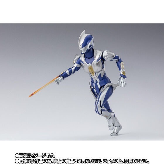 PRE-ORDER : S.H.Figuarts Hunter Knight Tsurugi (Ultraman Mebius)
