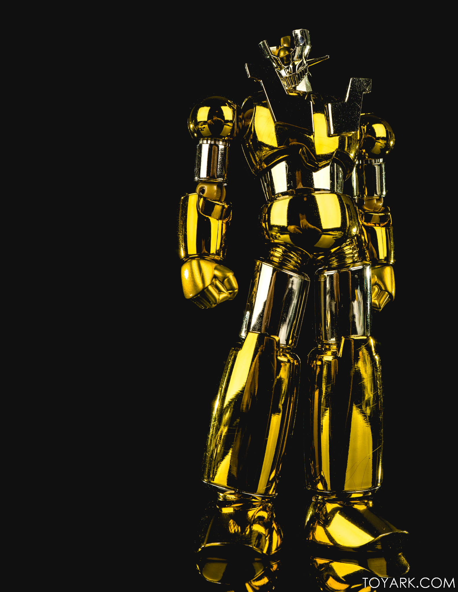 Super Robot Chogokin Shin Mazinger Z Gold Ver. Tamashii Nations 10th Anniversary World Tour Exclusive by Bandai