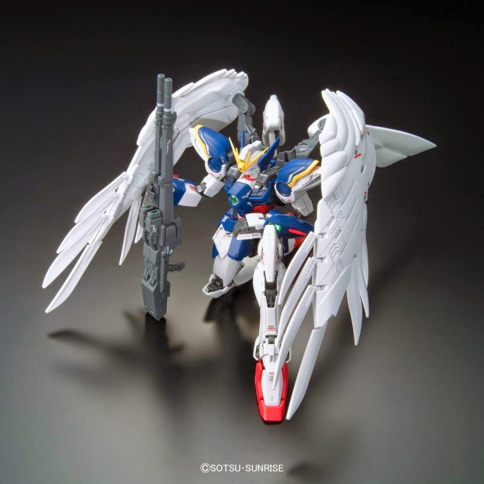 RG 1/144 Wing Gundam Zero EW by Bandai