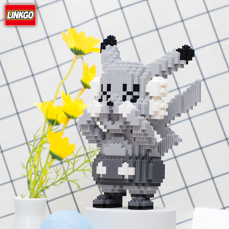 Linkgo 68401 - 68402 Pikachu x Kaws