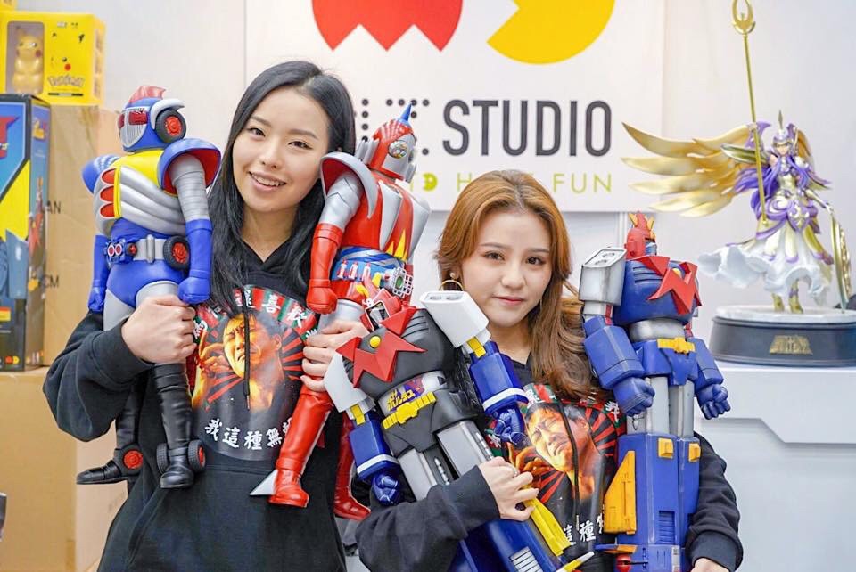 ETHF09 : Skyzel Jumbo Soft Vinyl 60 Cm by BU Toys x M3Studio