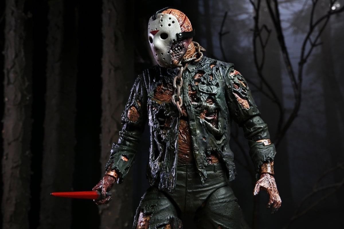 Pre-order : Friday the 13th Ultimate Part 7 (New Blood) Jason Voorhees 7″ Scale Action Figure by NECA (Reissue)
