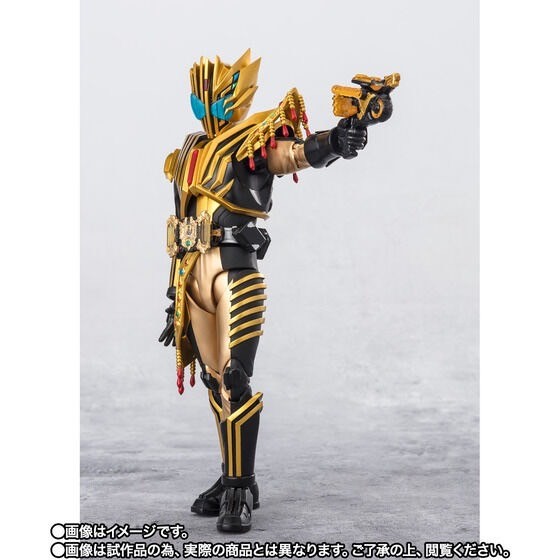 PRE-ORDER : S.H.Figuarts Kamen Rider Legend