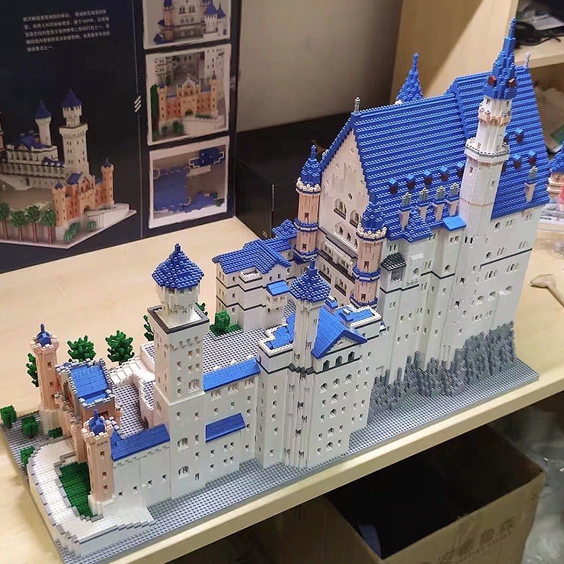 Lezi lz 8020 New Swan Stone Castle 11810pcs