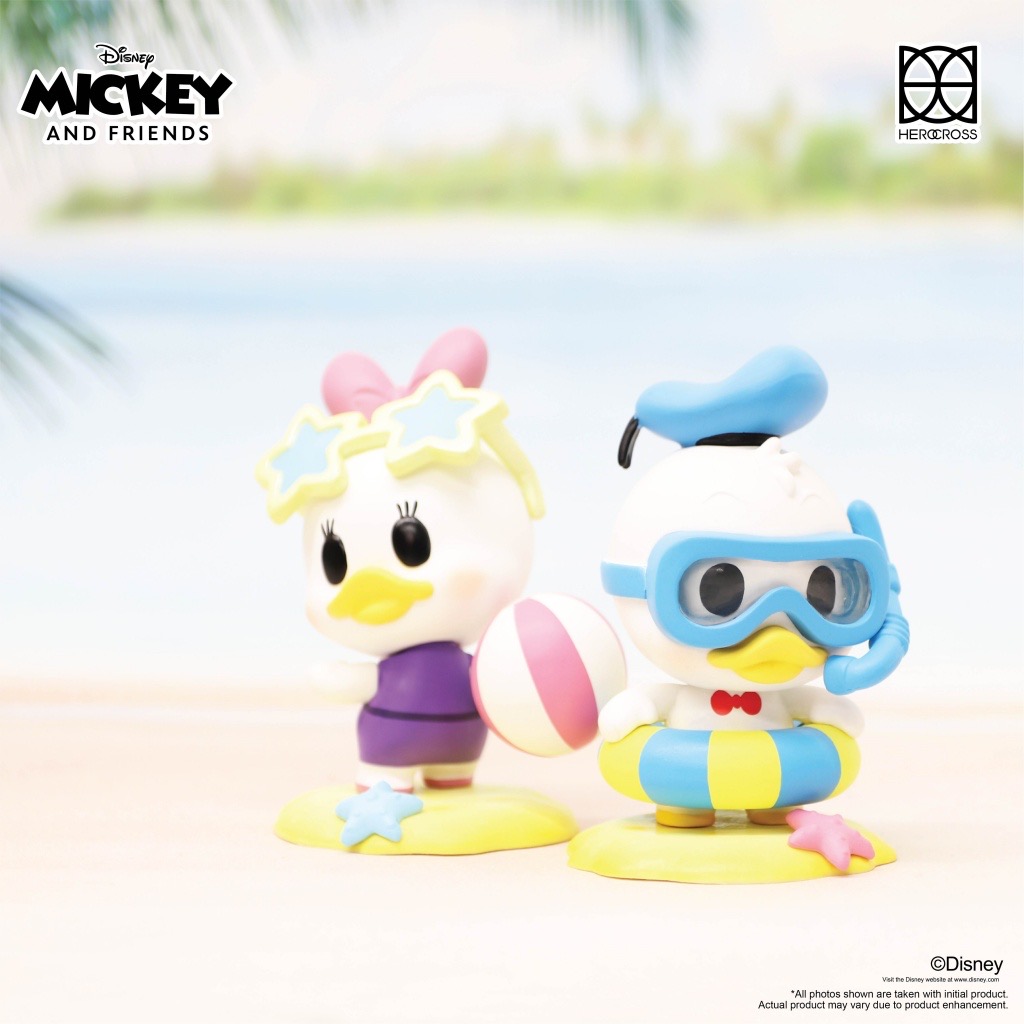 Disney - Mickey And Friend Beach By Herocross (Set of 9)