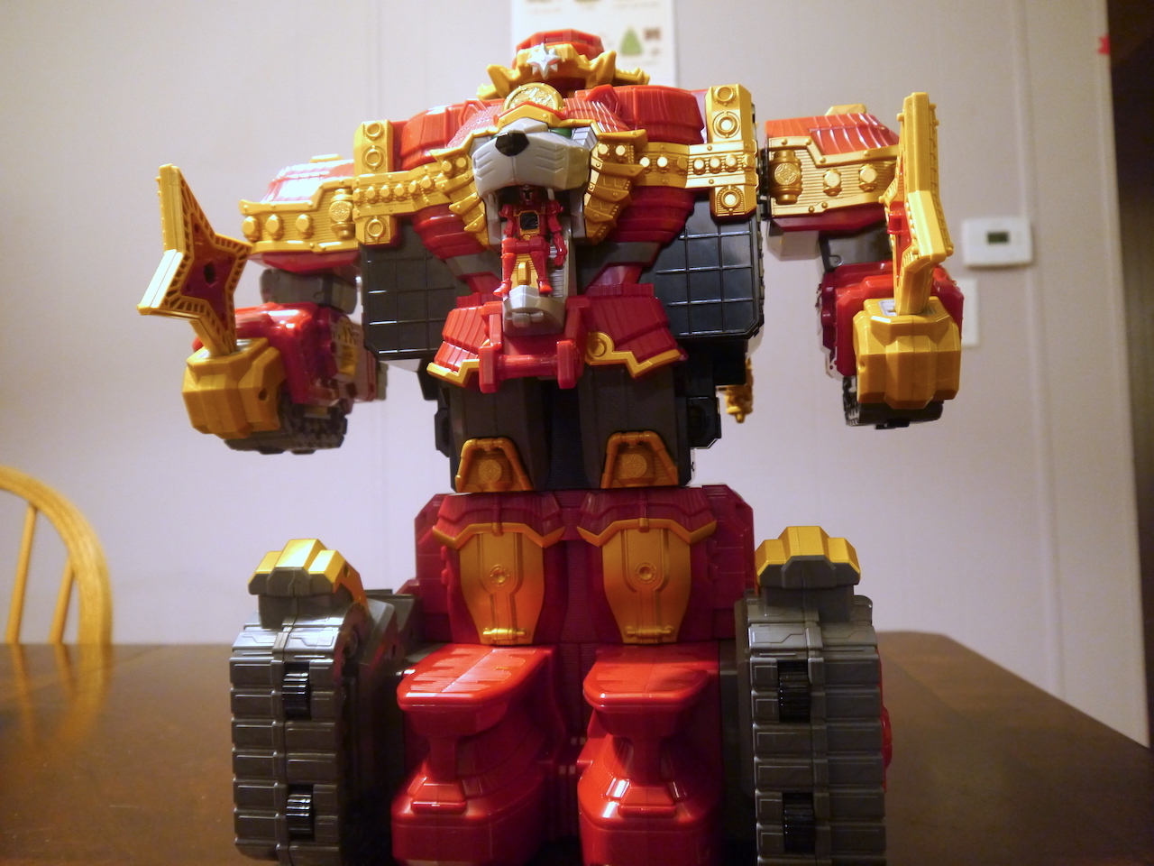 Shuriken Sentai Ninninger DX Lion Haoh by Bandai