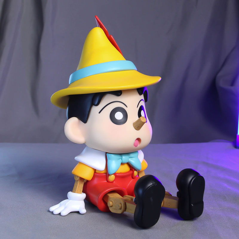 โมเดล Crayon Shinchan x Pinocchio