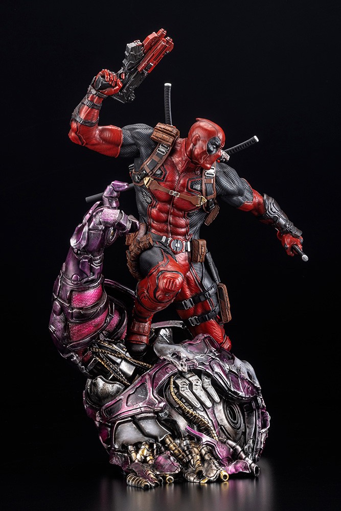 Pre-order : DEADPOOL FINE ART STATUE SIGNATURE SERIES -Featuring the Kucharek Brothers-