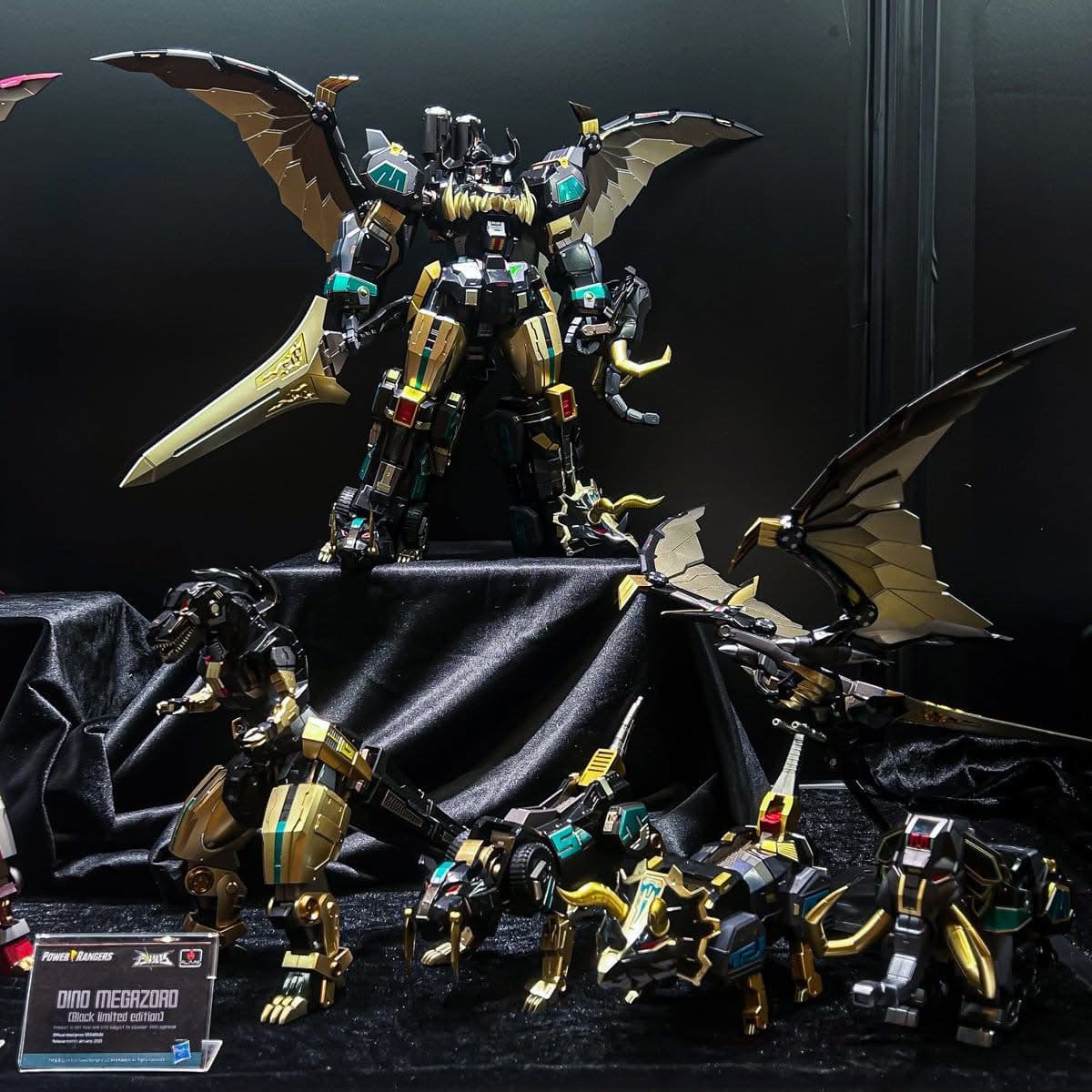 *Limited 1,000 pcs Worldwide* [Go! Kara Kuri Combine] Dino Megazord (Black Limited Edition) by Flame Toys