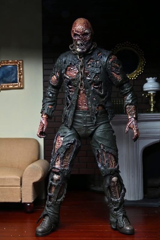Pre-order : Friday the 13th Ultimate Part 7 (New Blood) Jason Voorhees 7″ Scale Action Figure by NECA (Reissue)