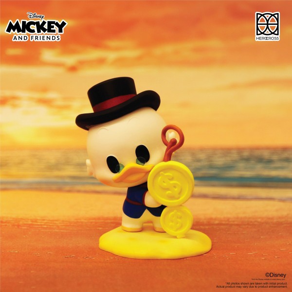 Disney - Mickey And Friend Beach By Herocross (Set of 9)