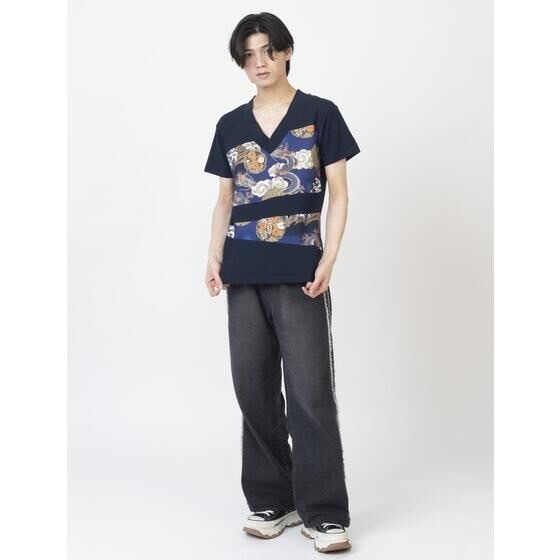 PRE-ORDER : Zyuden Sentai Kyoryuger Kyoryu Gold/Utsusemimaru T-shirt