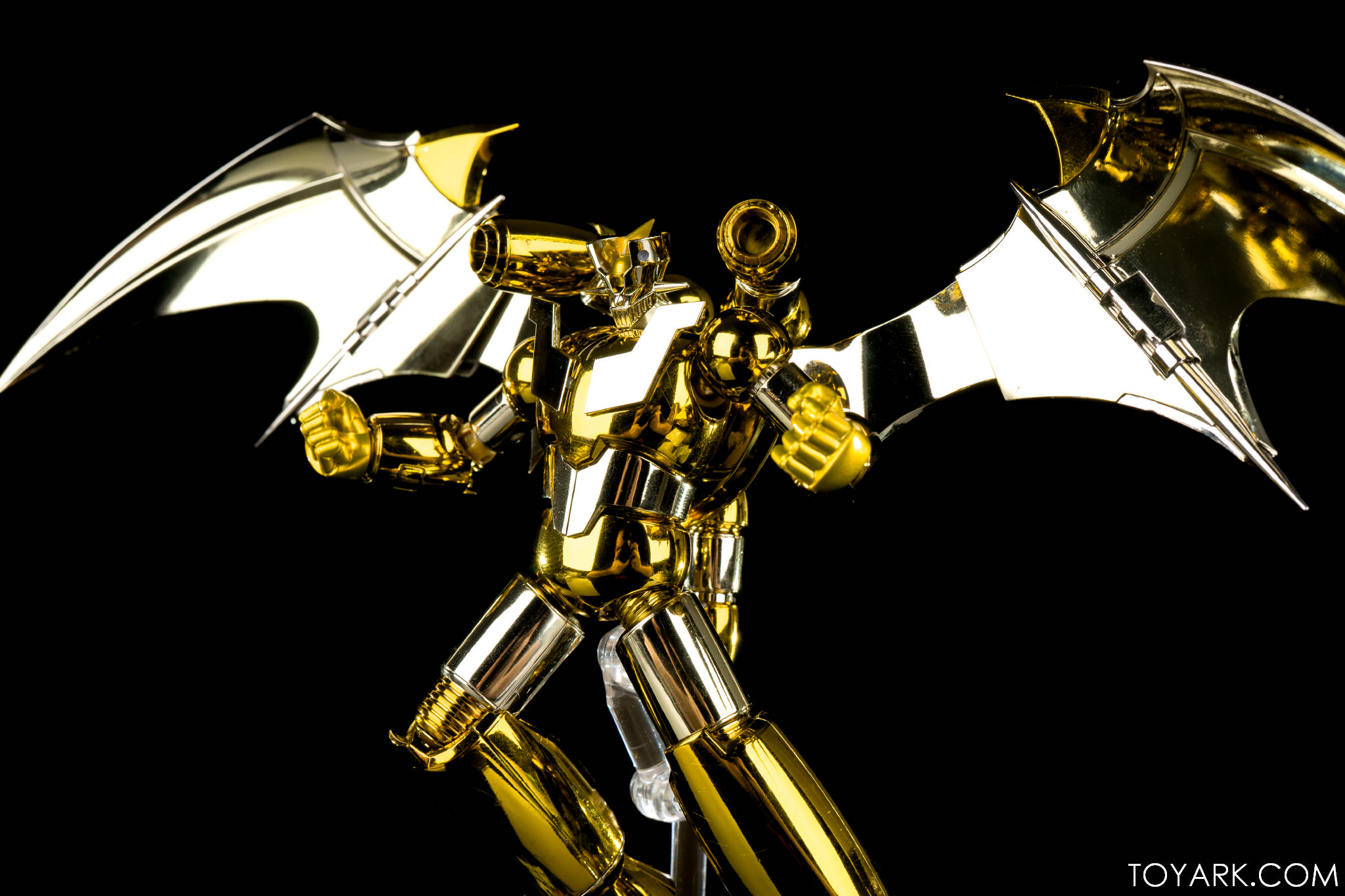 Super Robot Chogokin Shin Mazinger Z Gold Ver. Tamashii Nations 10th Anniversary World Tour Exclusive by Bandai