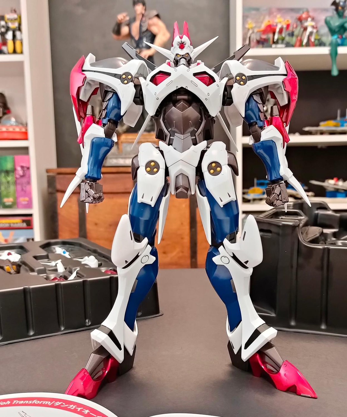 Pre-order : AMAKUNI KIZIN HAKAIOH GENESIC GAOGAIGAR by Sentinel