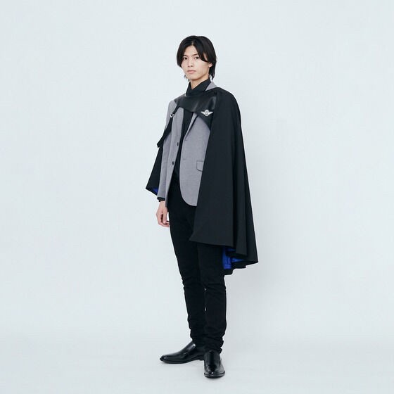 PRE-ORDER : Kamen Rider Gotchard Minato Sensei Mantle (with Alchemy Academy Badge)