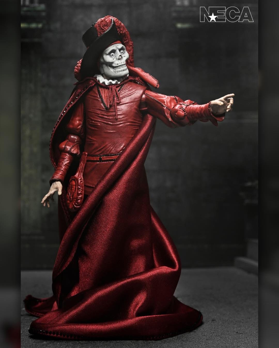 Pre-order : The Phantom of the Opera (1925) “Masque of the Red Death” 7” Scale Action Figure by NECA