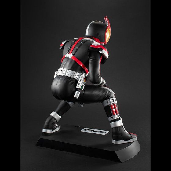PRE-ORDER : Ultimate Article Kamen Rider Faiz [Resale]