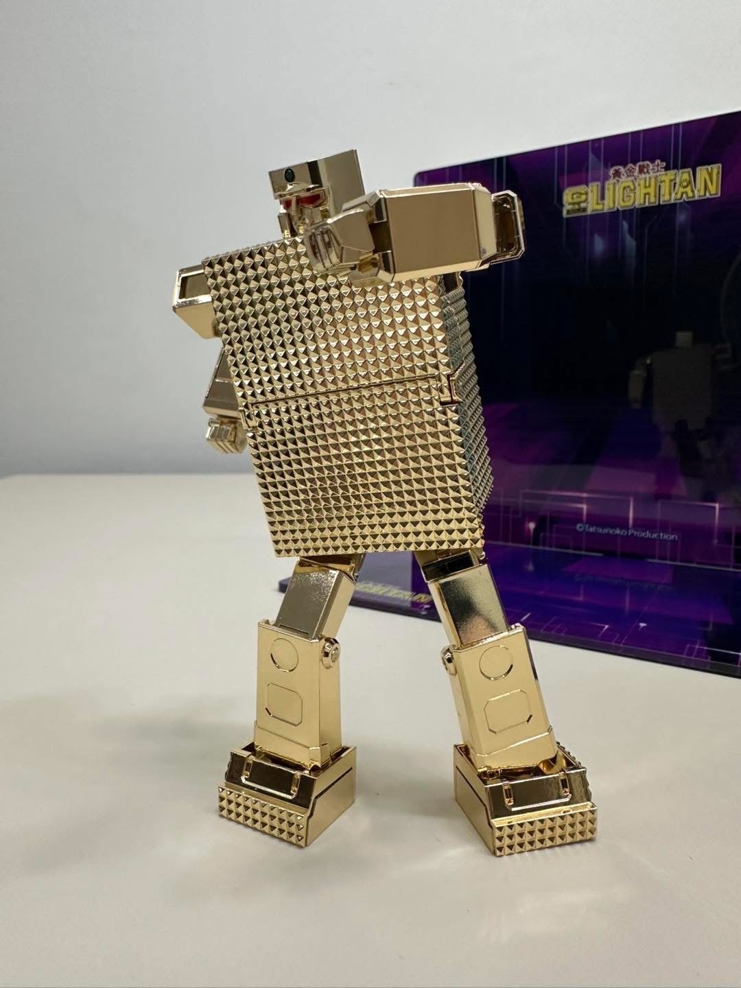 Gold Lightan Model Kit (with Alloy Parts) by Shohoriku Limited